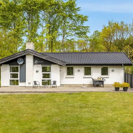 Сasa de vacaciones Gildo - 30km From The Sea By Interhome